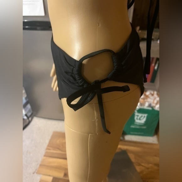 Zaful bikini with multiple tie choices, size medium size 6 - Picture 3 of 5